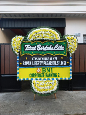Papan Bunga Duka di Bulik Timur