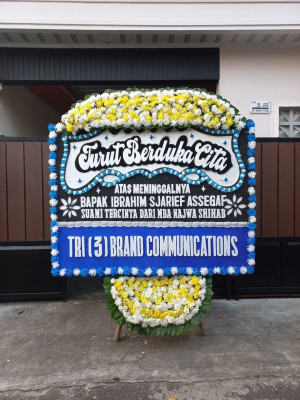 Papan Bunga Duka di Bulik Timur